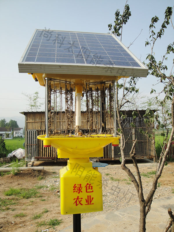 家禽養(yǎng)殖場使用太陽能殺蟲燈案例 家禽養(yǎng)殖場使用太陽能殺蟲燈案例